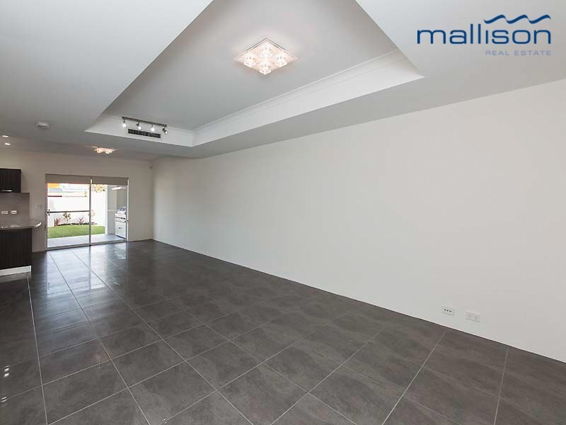 73 Clydesdale Street, Como WA 6152