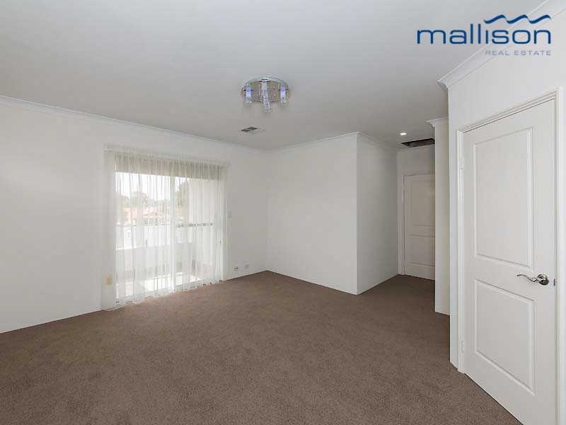 73 Clydesdale Street, Como WA 6152