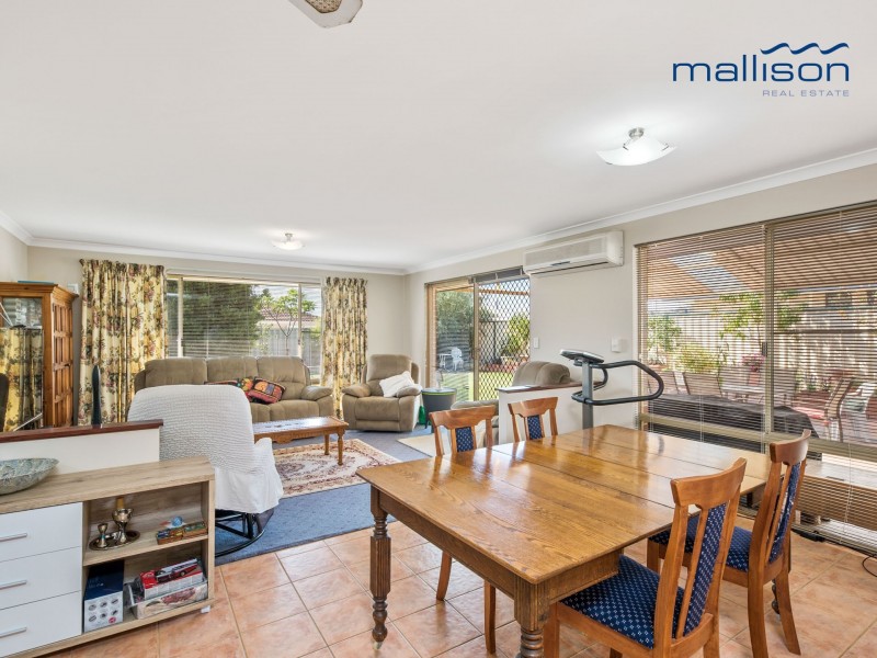 28 Cardiff Loop, Huntingdale WA 6110