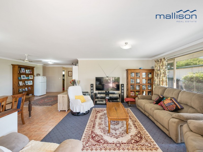 28 Cardiff Loop, Huntingdale WA 6110