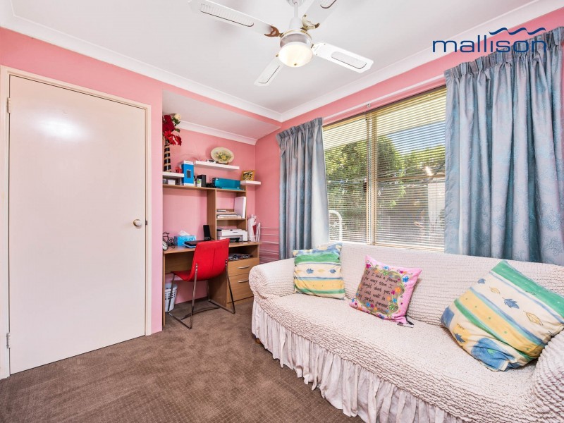 28 Cardiff Loop, Huntingdale WA 6110