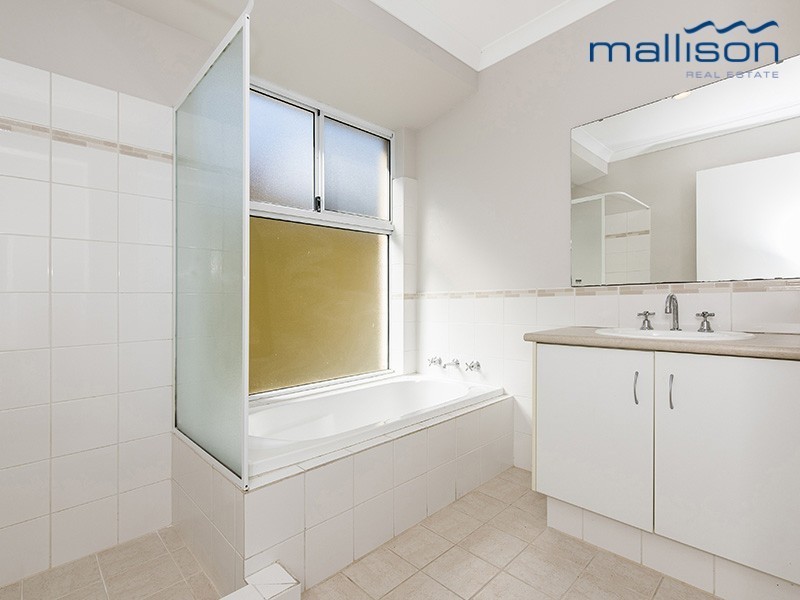 21 Cilantro Parkway, Seville Grove WA 6112