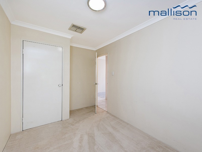 13 Challenger Drive, Thornlie WA 6108