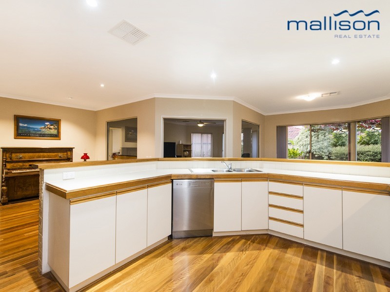 3 Tucker Court, Canning Vale WA 6155