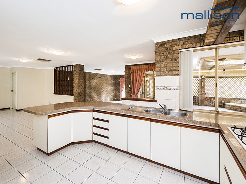 23 Beckley Circle, Leeming WA 6149