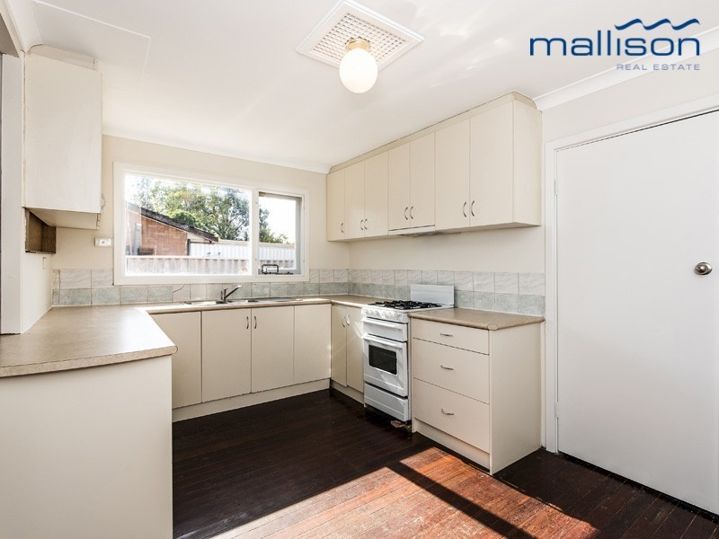 12 Cabarita Road, Armadale WA 6112