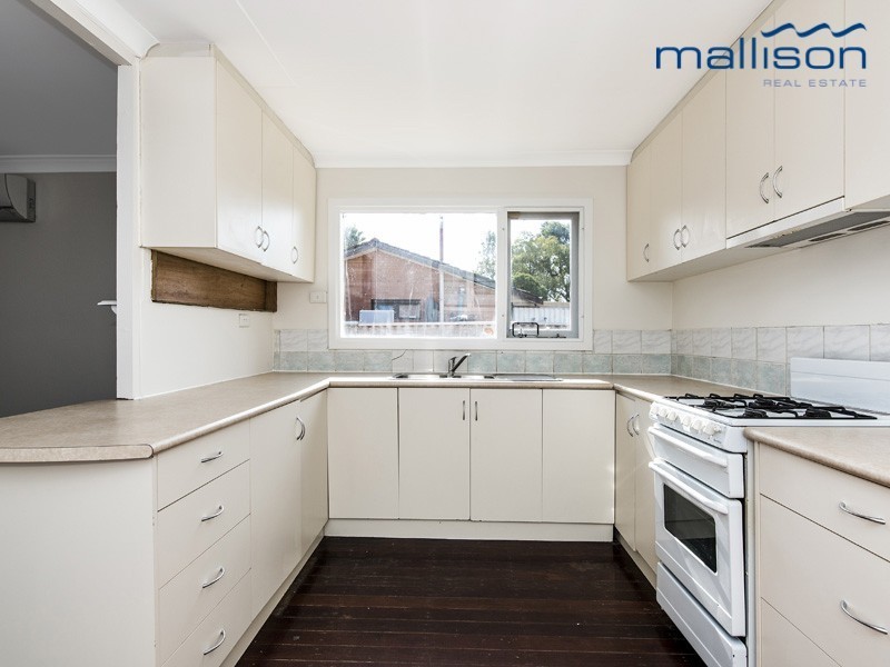 12 Cabarita Road, Armadale WA 6112