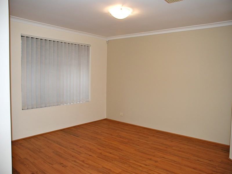 8 Veneta Circuit, Atwell WA 6164