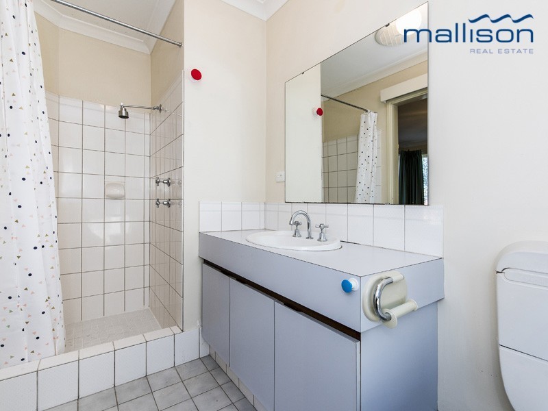 18 Hollingsworth Way, Leeming WA 6149