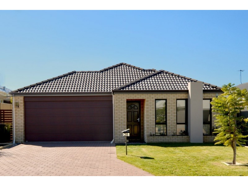 28 Archdale Loop, Piara Waters WA 6112