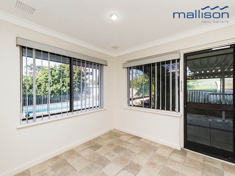 34 Hamilton Road, High Wycombe WA 6057