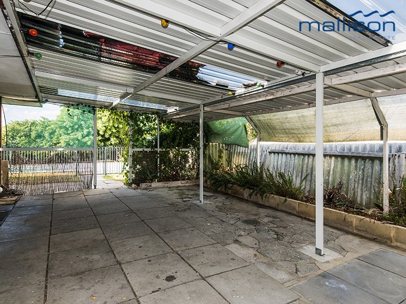 34 Hamilton Road, High Wycombe WA 6057