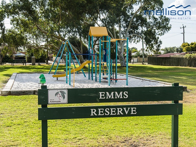 34 Hamilton Road, High Wycombe WA 6057