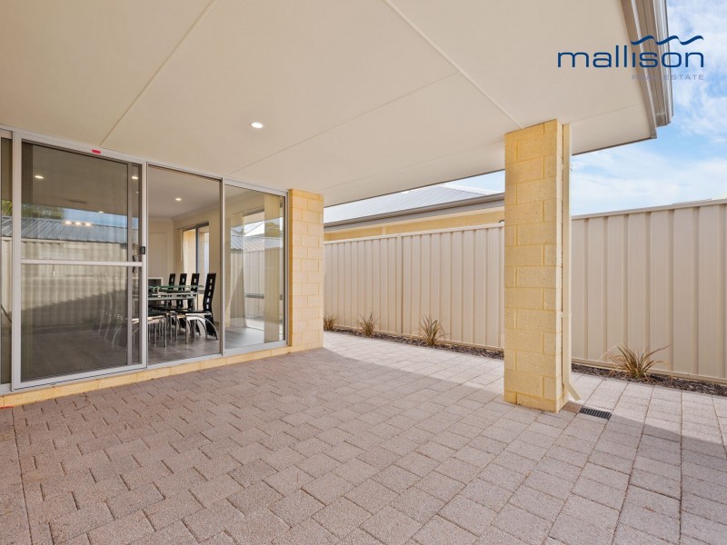 43 Connemara Drive, Thornlie WA 6108