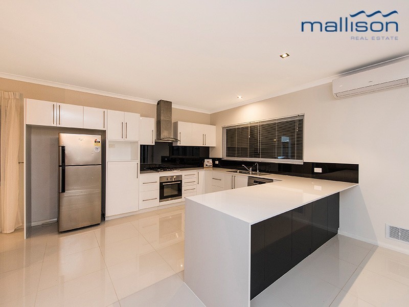 15 Carrow Bend, Baldivis WA 6171