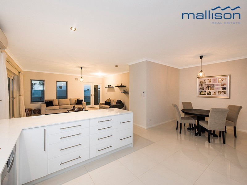 15 Carrow Bend, Baldivis WA 6171