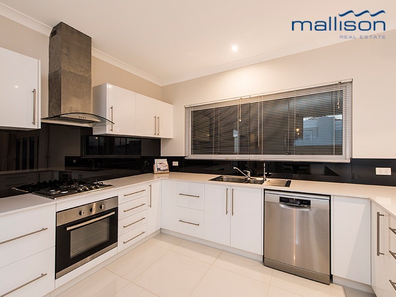 15 Carrow Bend, Baldivis WA 6171