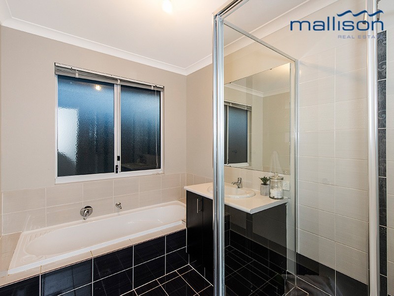 15 Carrow Bend, Baldivis WA 6171