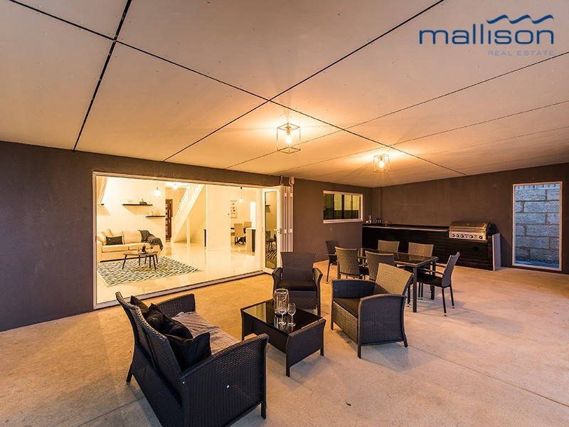 15 Carrow Bend, Baldivis WA 6171