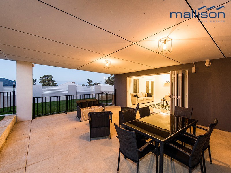 15 Carrow Bend, Baldivis WA 6171