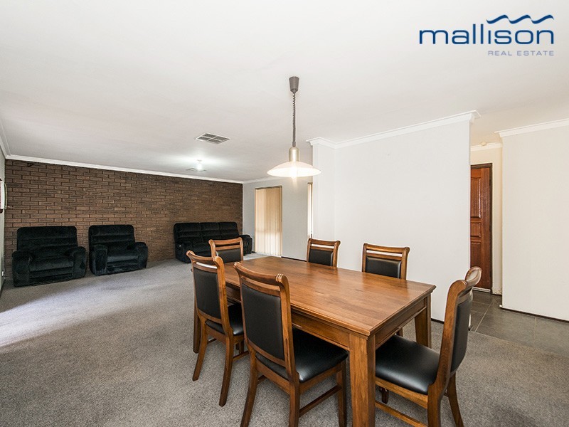 6 Greener Way, Kelmscott WA 6111