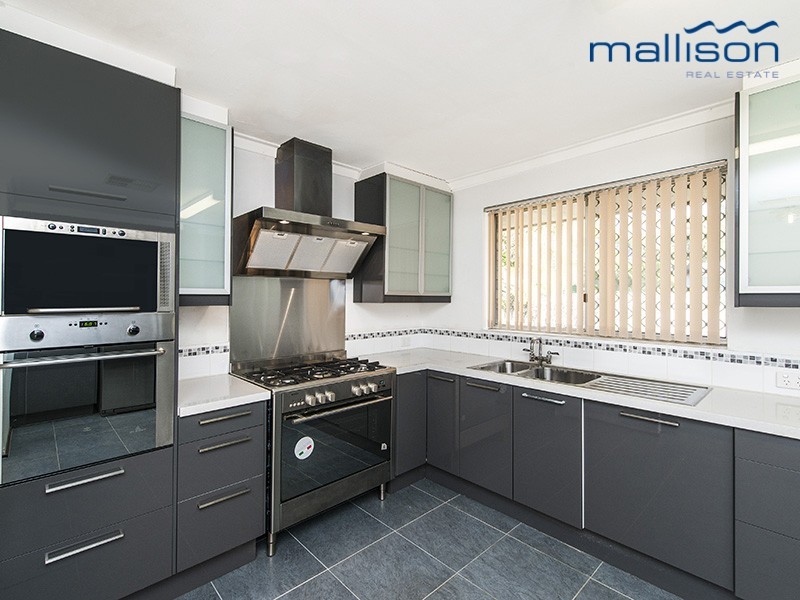 6 Greener Way, Kelmscott WA 6111