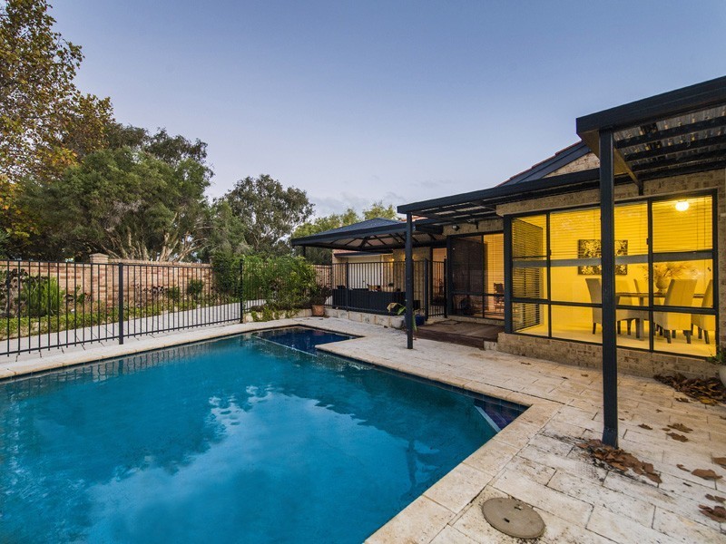 2 Bromus Way, Canning Vale WA 6155