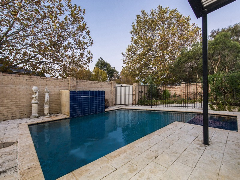 2 Bromus Way, Canning Vale WA 6155