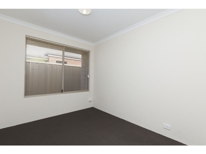 6 Cheltenham Loop, Bertram WA 6167