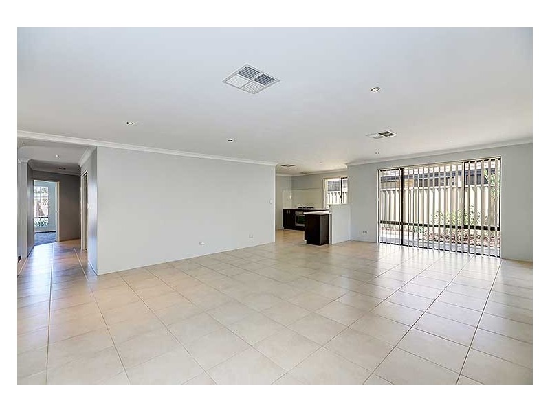 22 Pardalote Road, Harrisdale WA 6112
