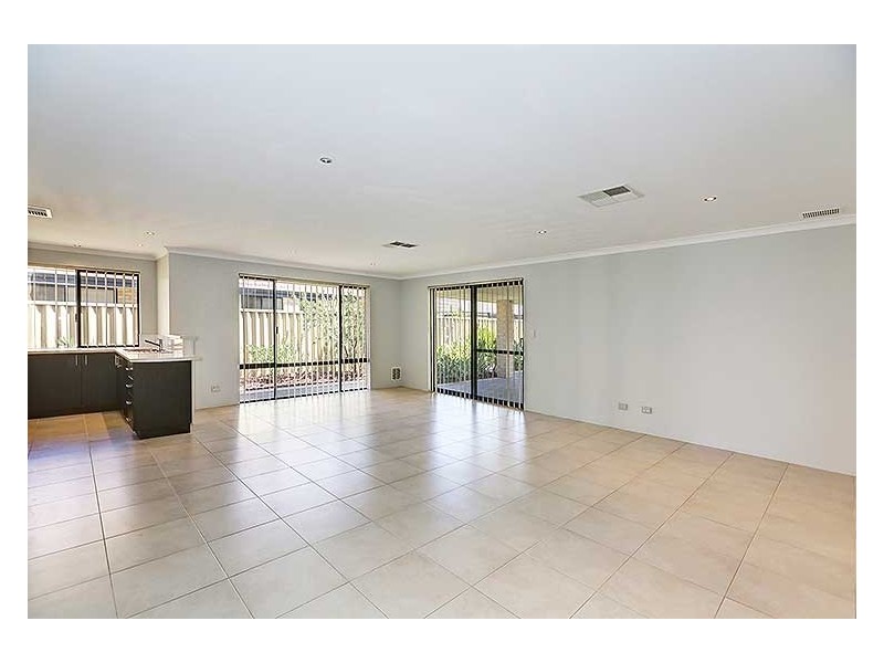22 Pardalote Road, Harrisdale WA 6112