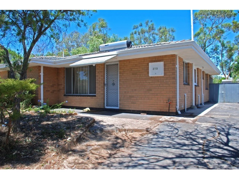 37B Holmes Street, Shelley WA 6148