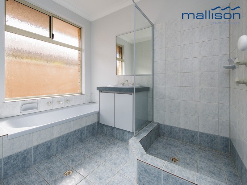 26A Ellesmere Circuit, Success WA 6164