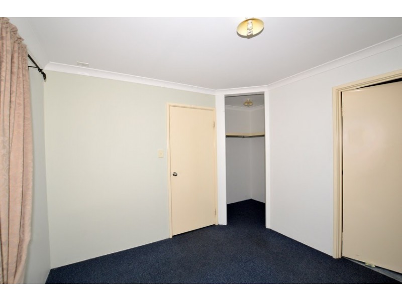 10 Freeling Road, Port Kennedy WA 6172