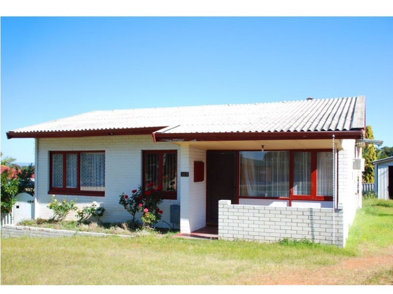 243 Winterfold Road, Coolbellup WA 6163