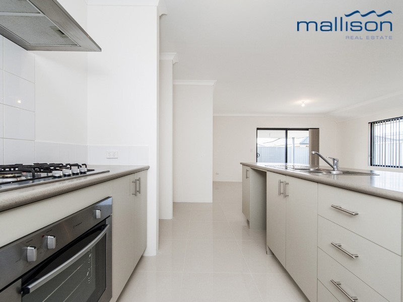 10 Cowes Street, Harrisdale WA 6112