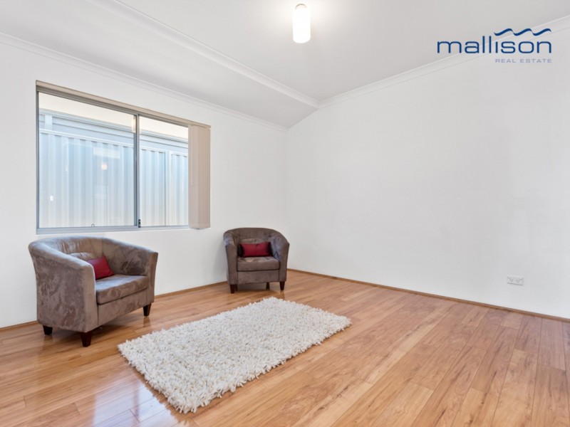 3 Balliol Court, Piara Waters WA 6112