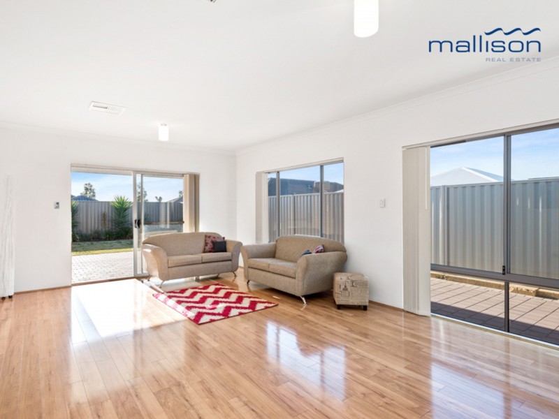 3 Balliol Court, Piara Waters WA 6112