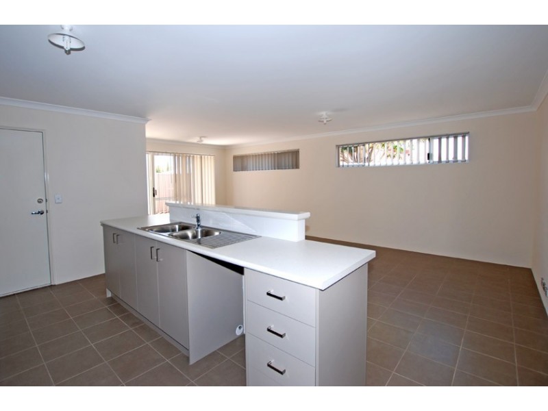 5/7 Waldon Street, Wilson WA 6107
