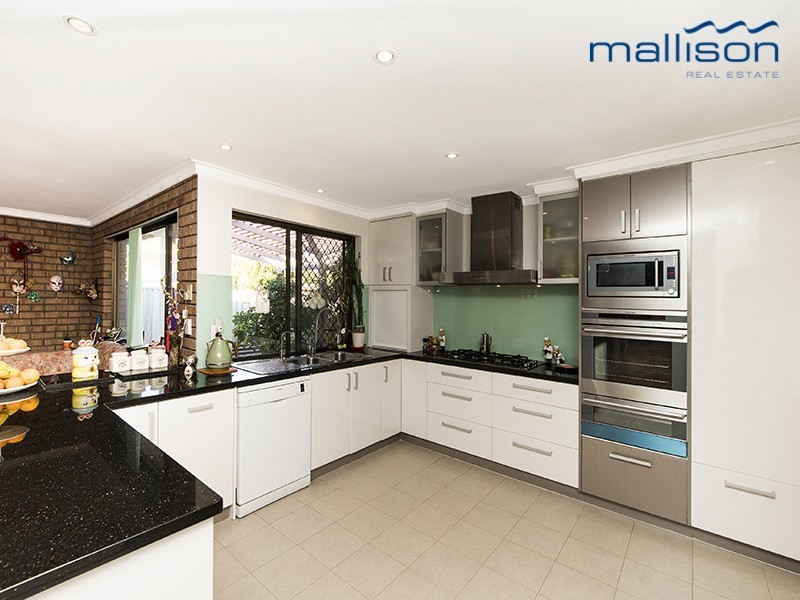 48 Calley Drive, Leeming WA 6149