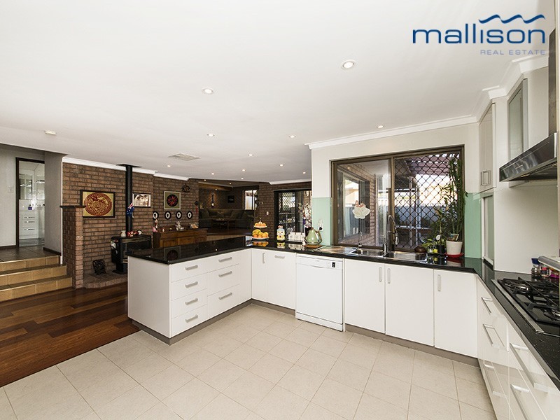 48 Calley Drive, Leeming WA 6149