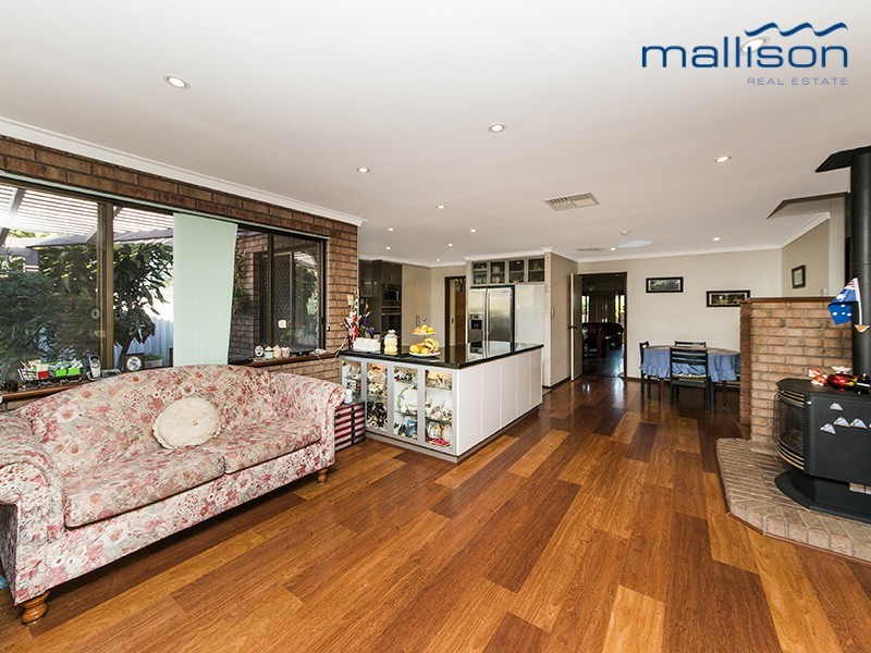48 Calley Drive, Leeming WA 6149