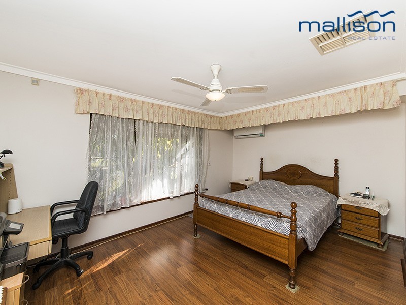 48 Calley Drive, Leeming WA 6149