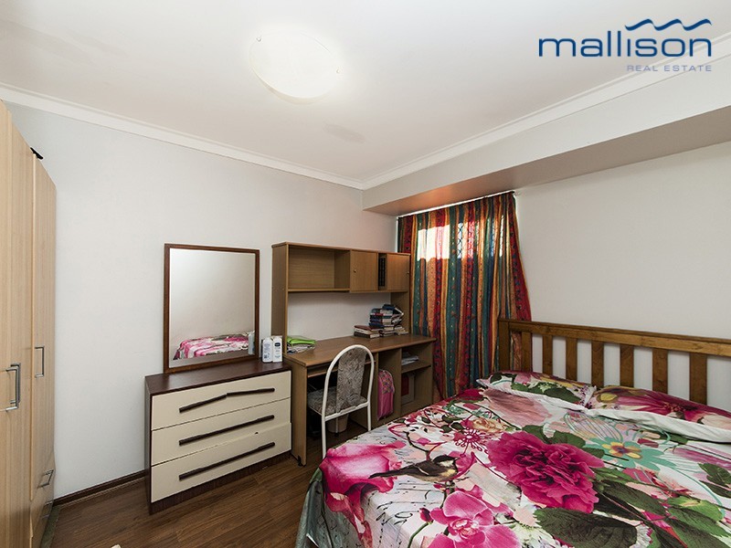 48 Calley Drive, Leeming WA 6149