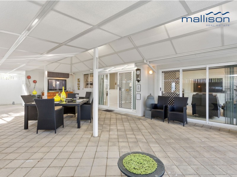 14 Oak Court, Forrestfield WA 6058