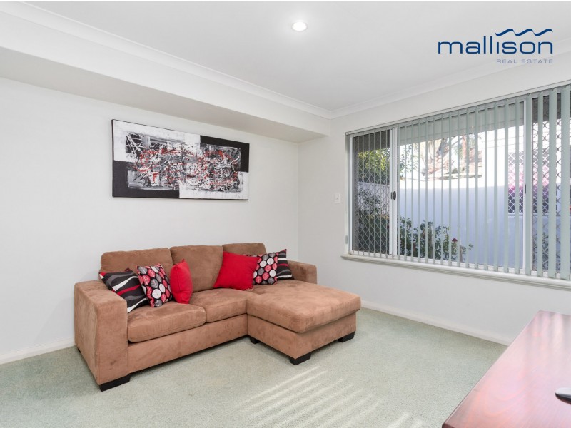 14 Oak Court, Forrestfield WA 6058