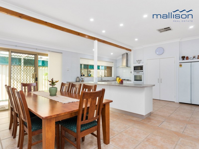 27 Farmhouse Drive, Bibra Lake WA 6163