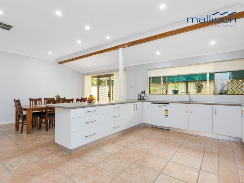 27 Farmhouse Drive, Bibra Lake WA 6163