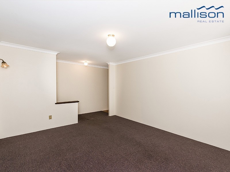 24 Broadwater Gardens, South Lake WA 6164