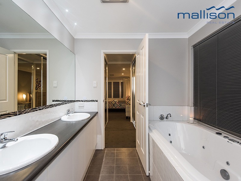 16 White Hart Lane, Baldivis WA 6171